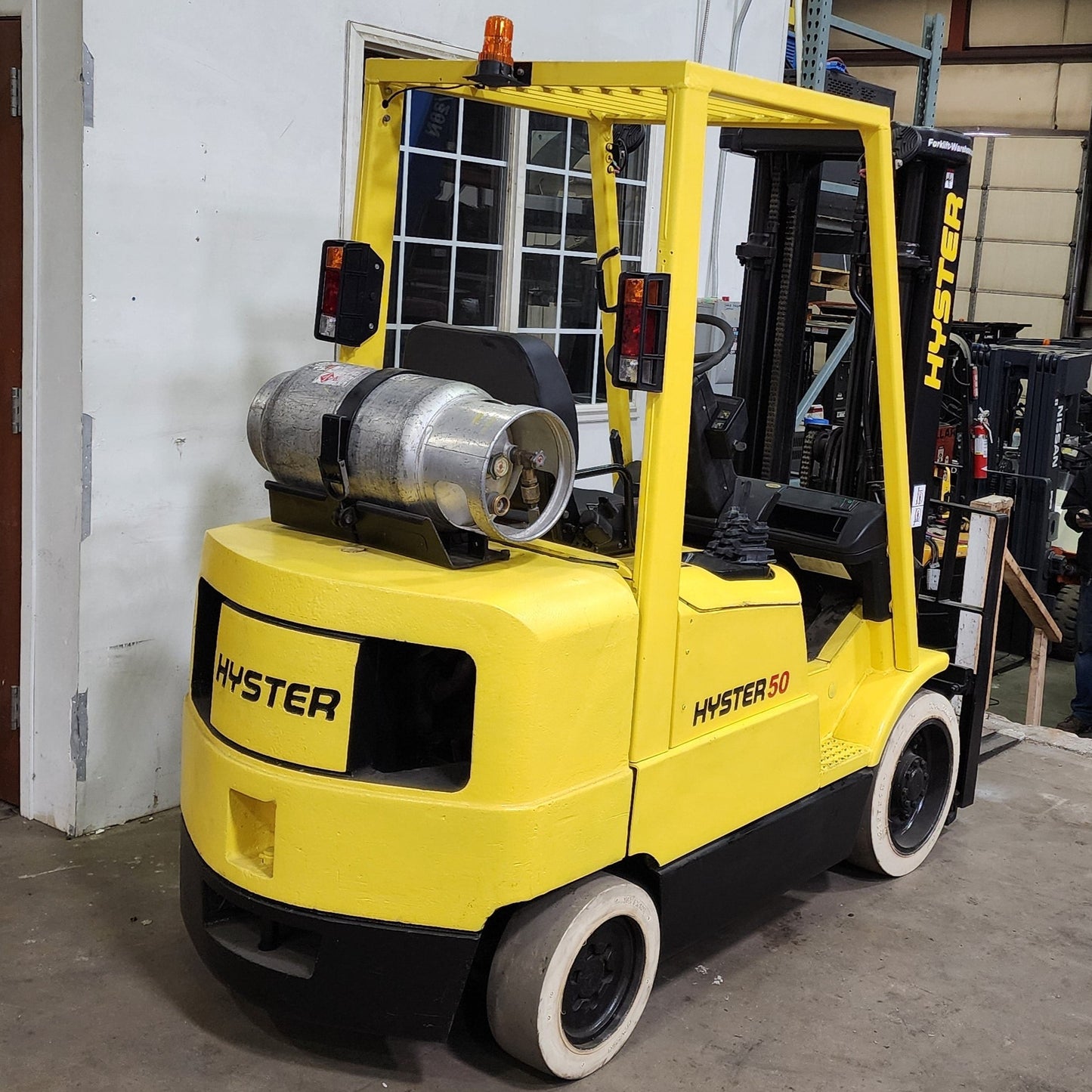 Hyster 5,000 Capacity