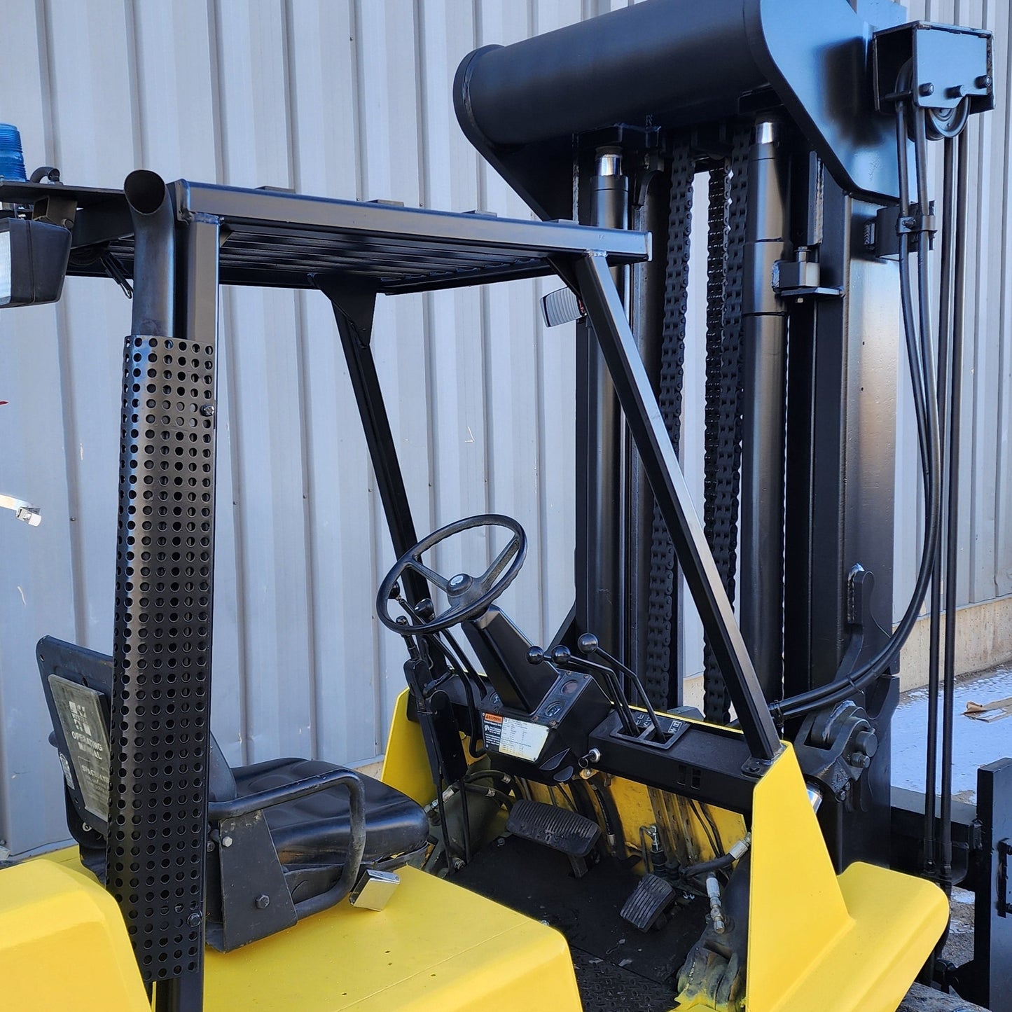 Hyster 18,000 Capacity