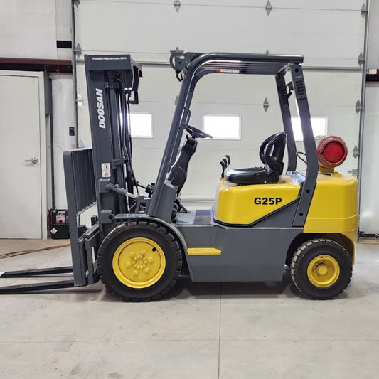 Doosan G25P 5,000 Capacity LPG Forklift