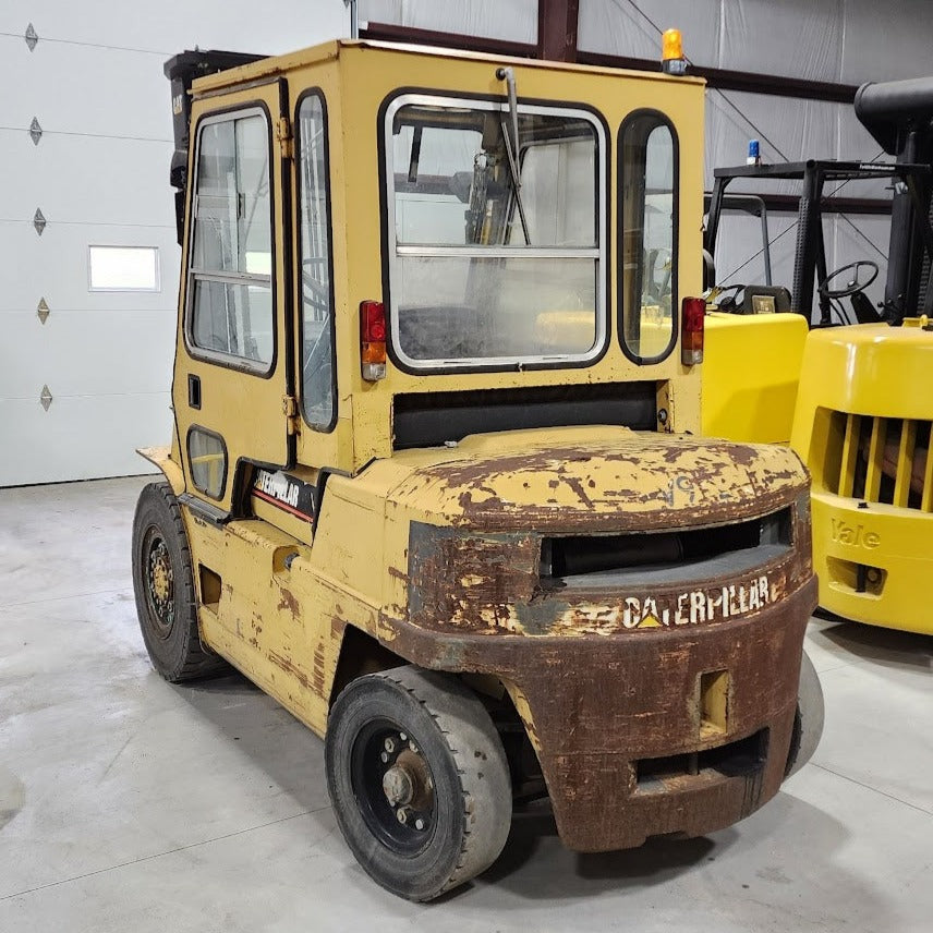 Caterpillar 8,000 Capacity
