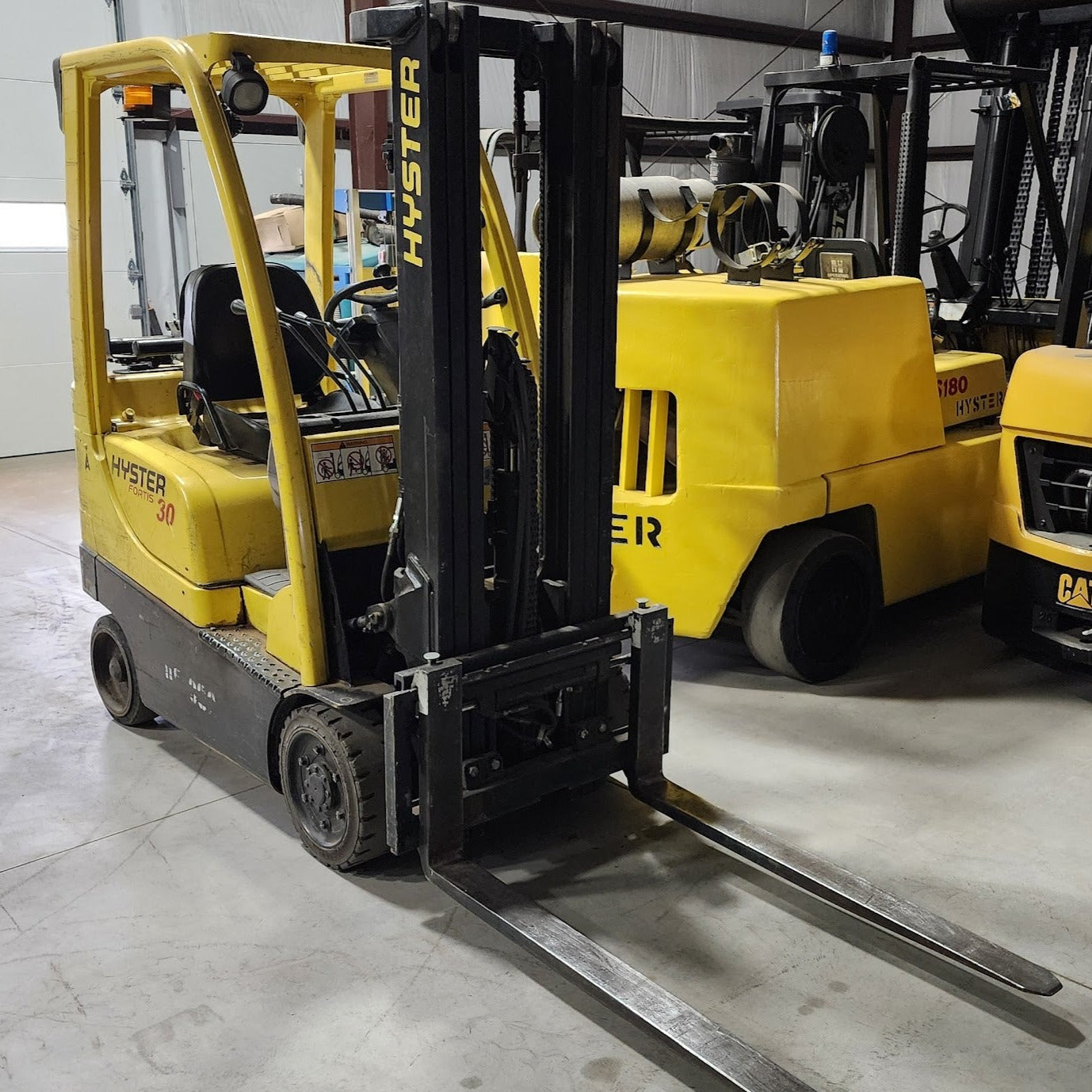 Hyster 3,000 Capacity