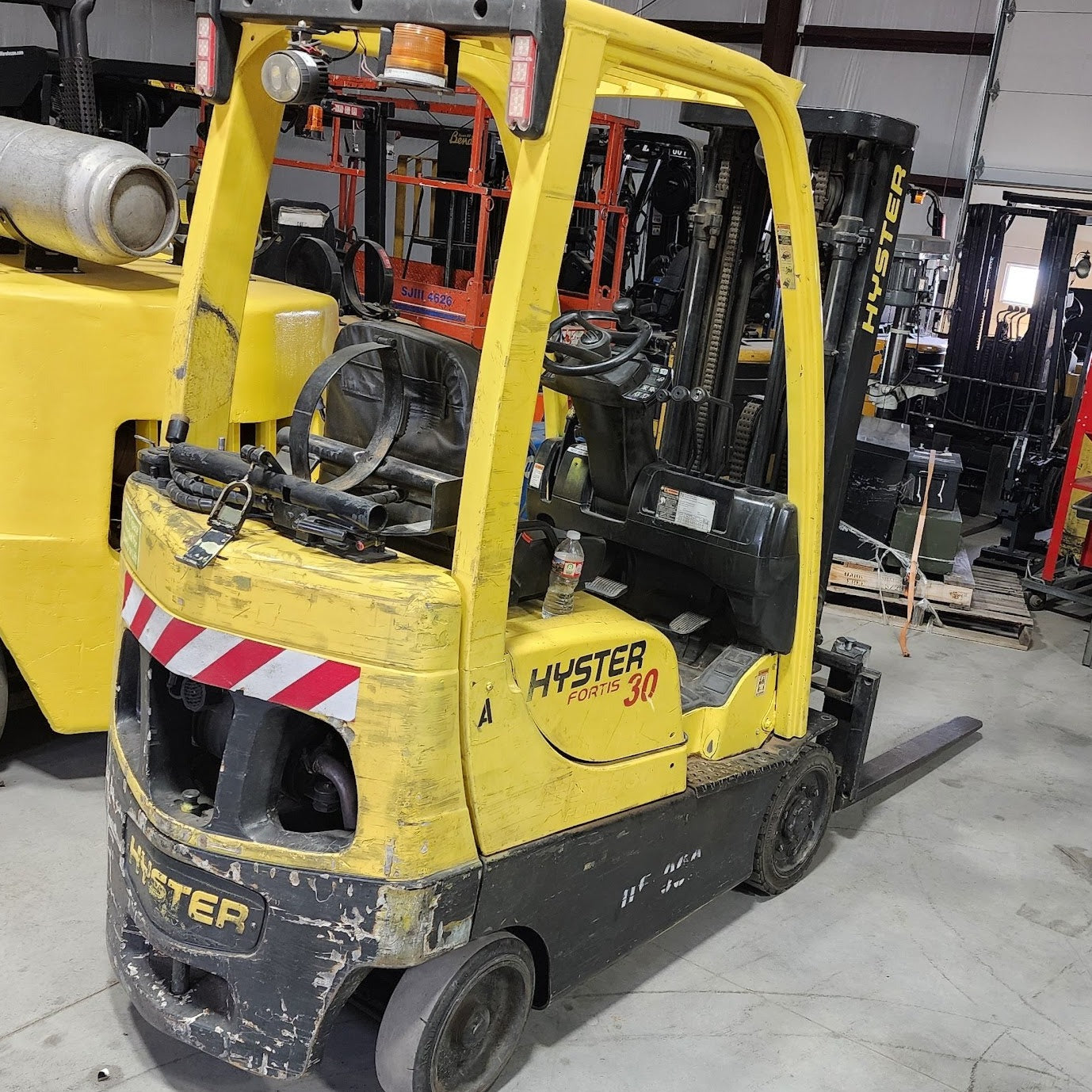 Hyster 3,000 Capacity