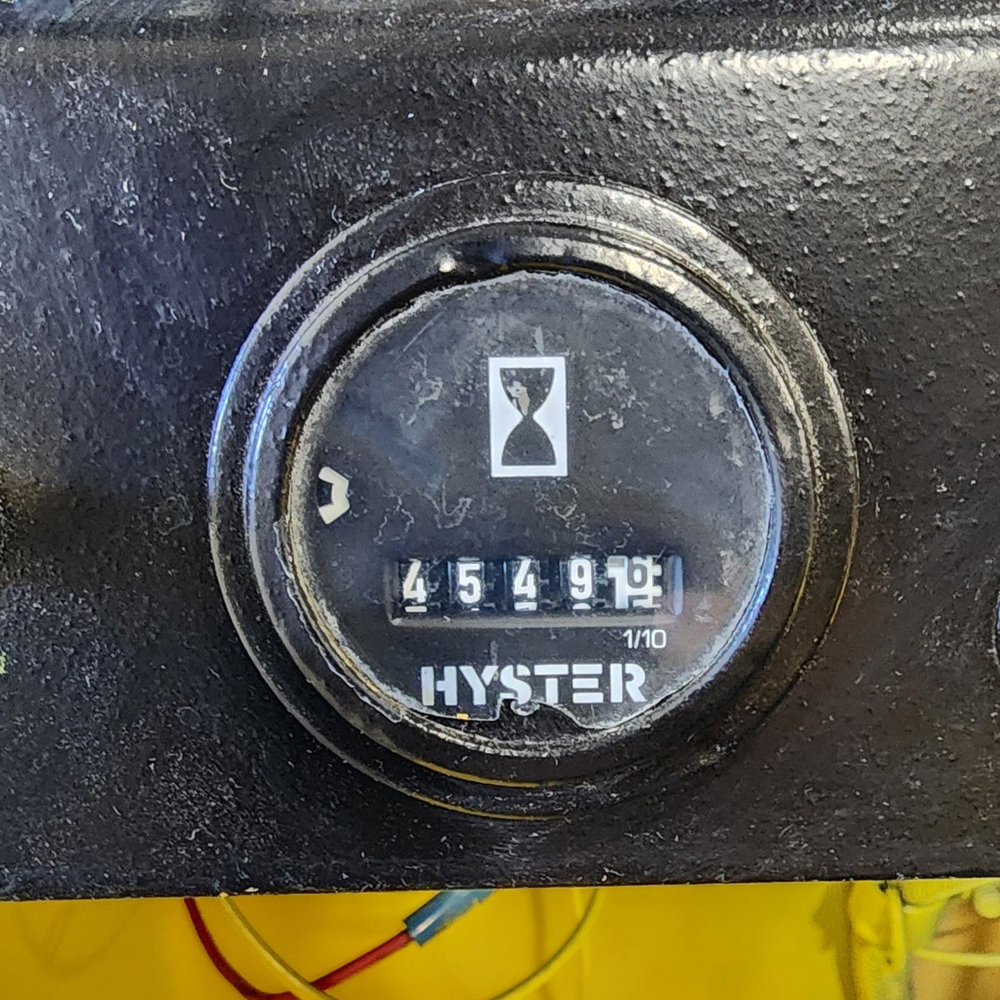 Hyster 4,000 Capacity