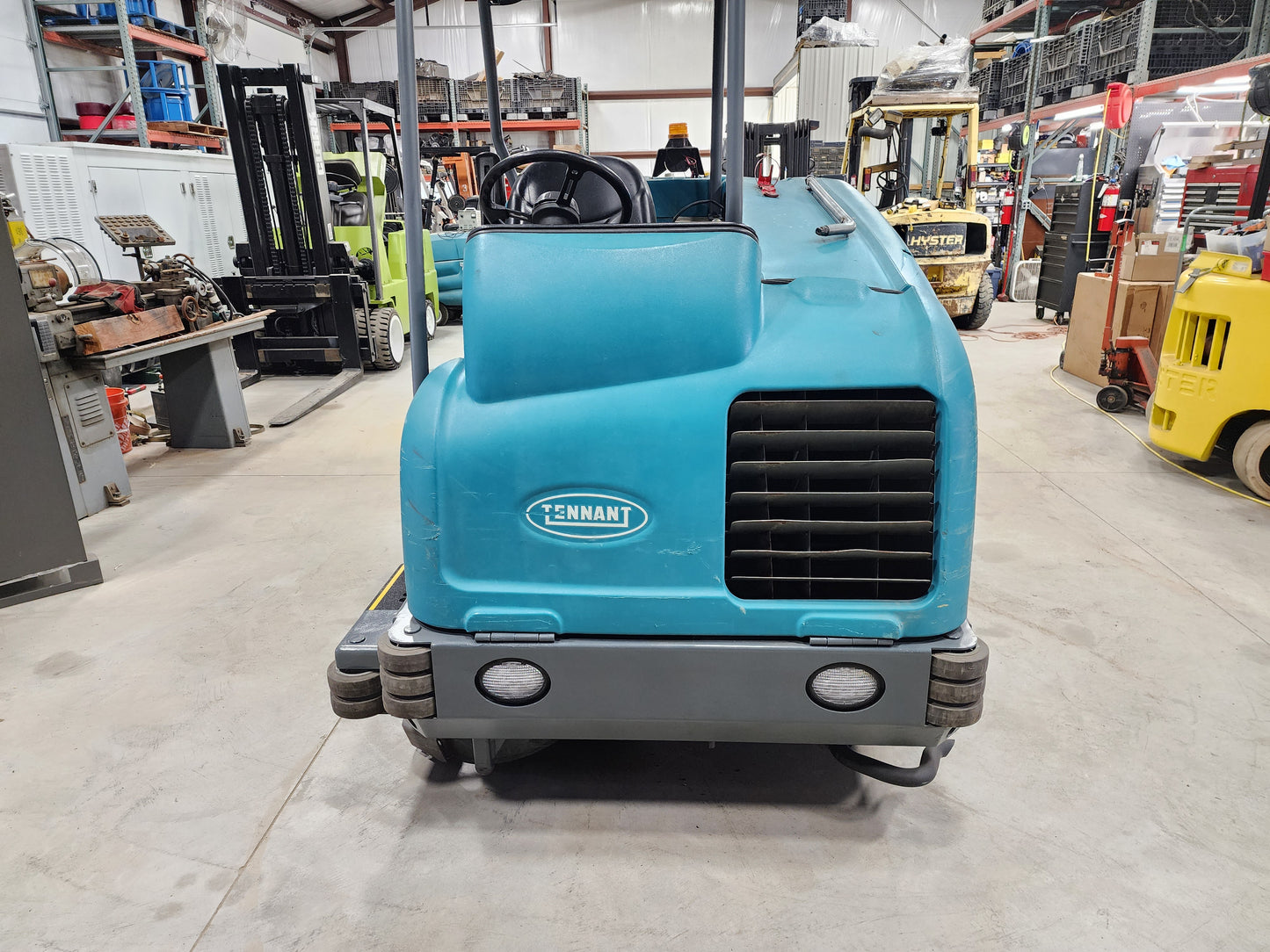 Tennant M20 Floor Sweeper Scrubber