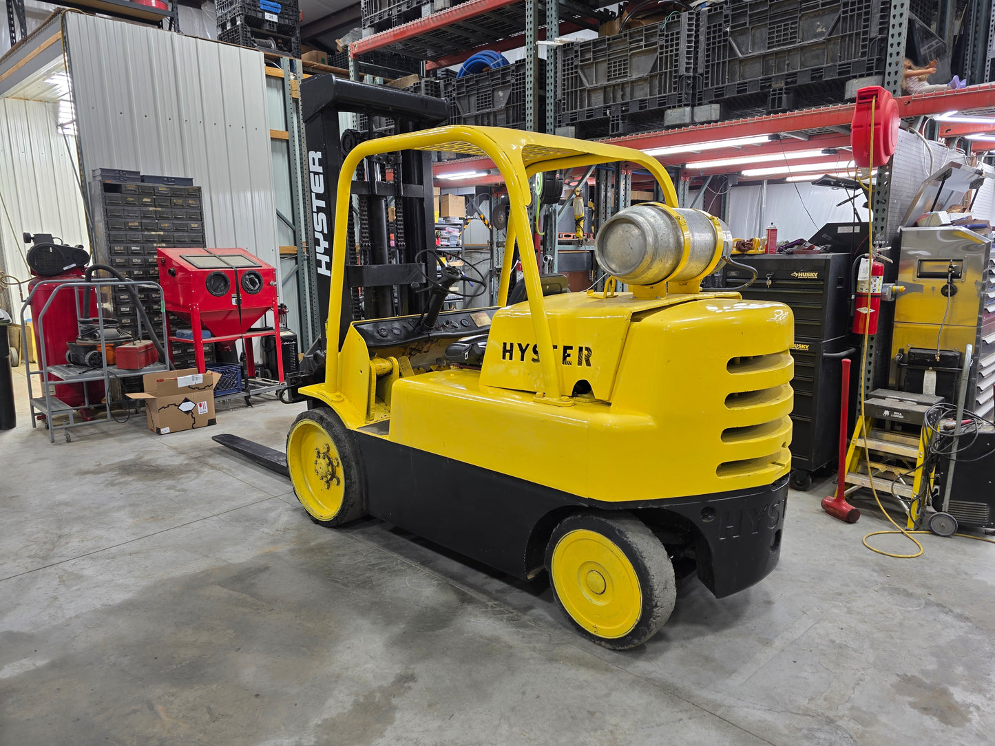 Hyster 12,500 Capacity