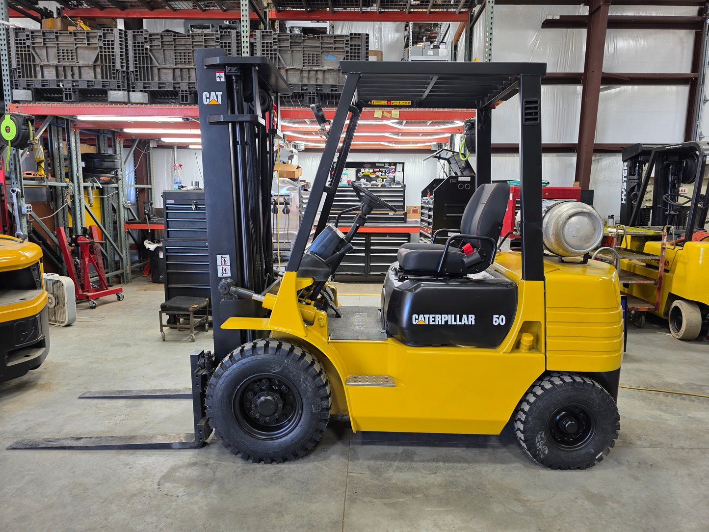 Caterpillar 5,000 Capacity