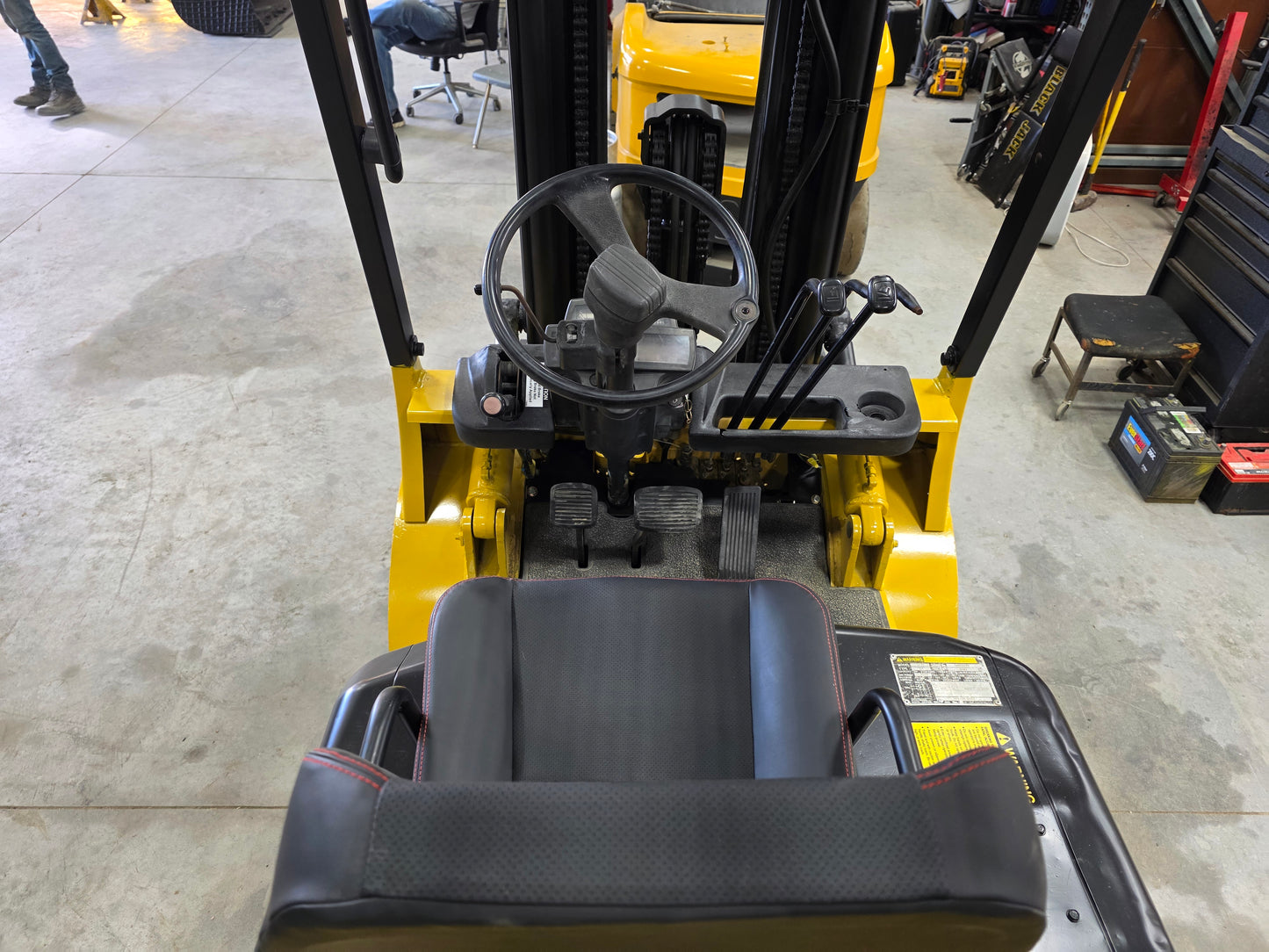 Caterpillar 5,000 Capacity