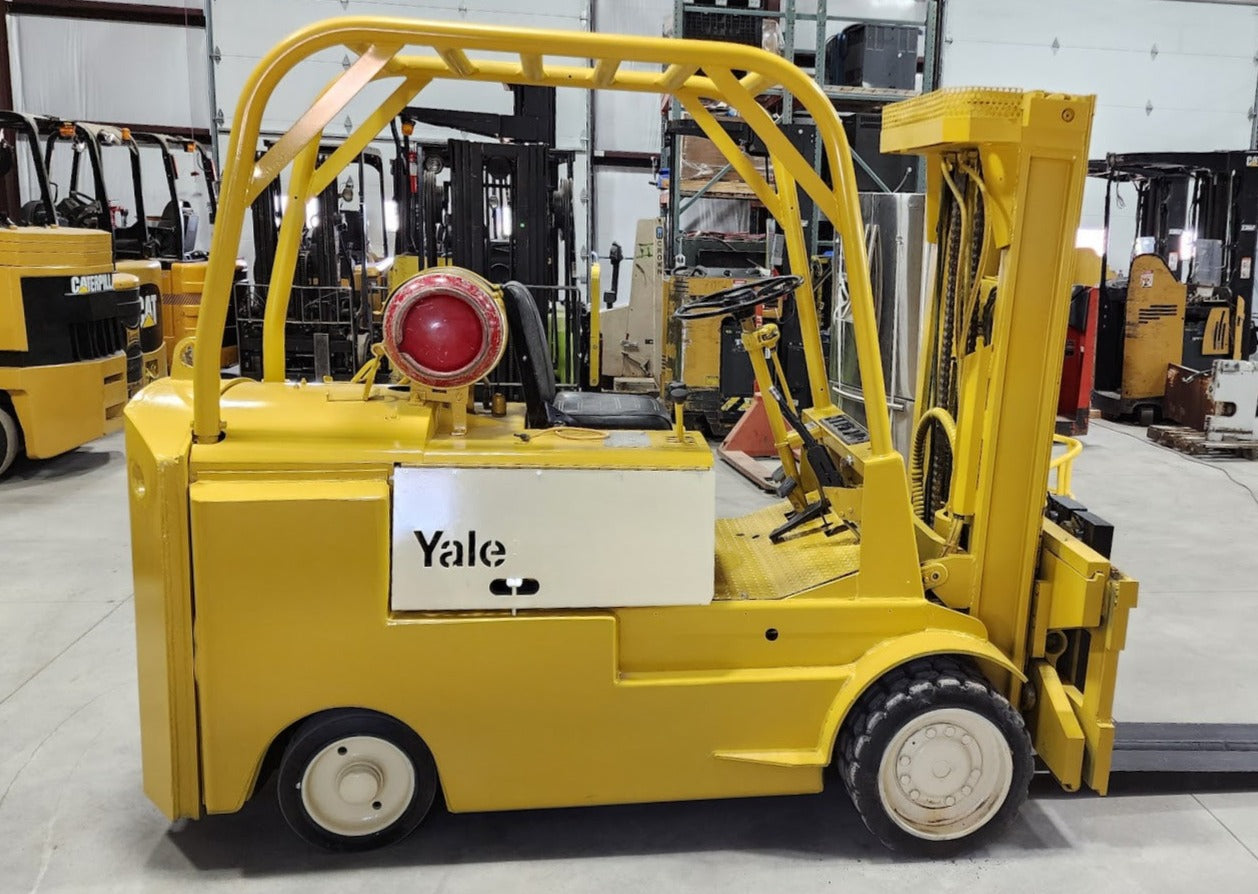 Yale 10,000 Capacity LPG Forklift