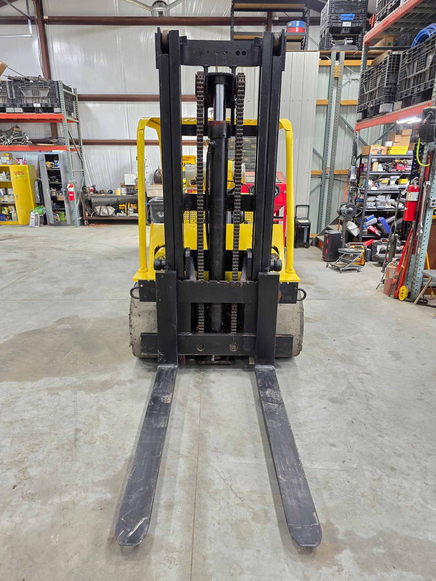 Hyster 12,500 Capacity