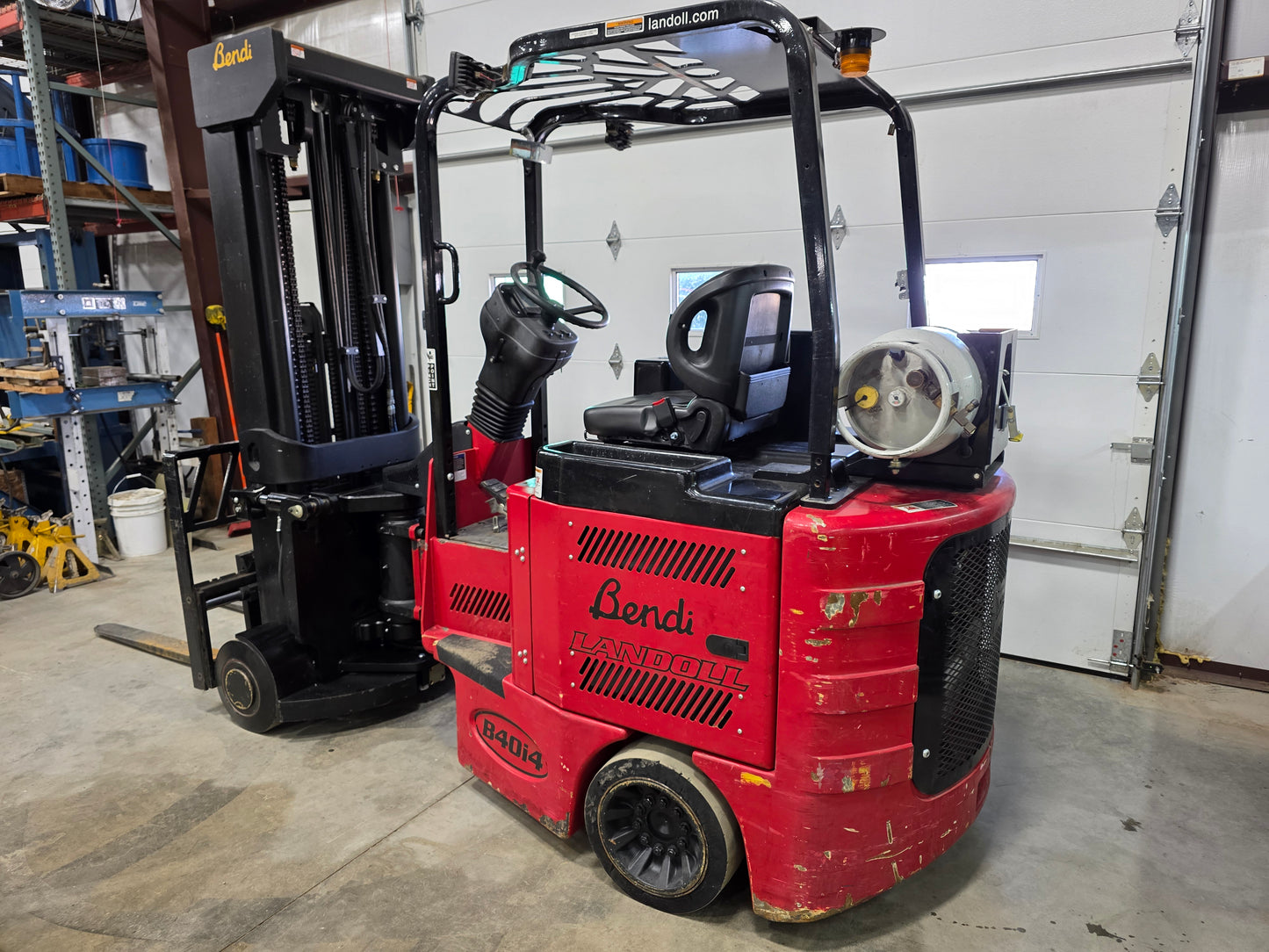 Bendi B40i4 4,000 lbs. Capacity Forklift