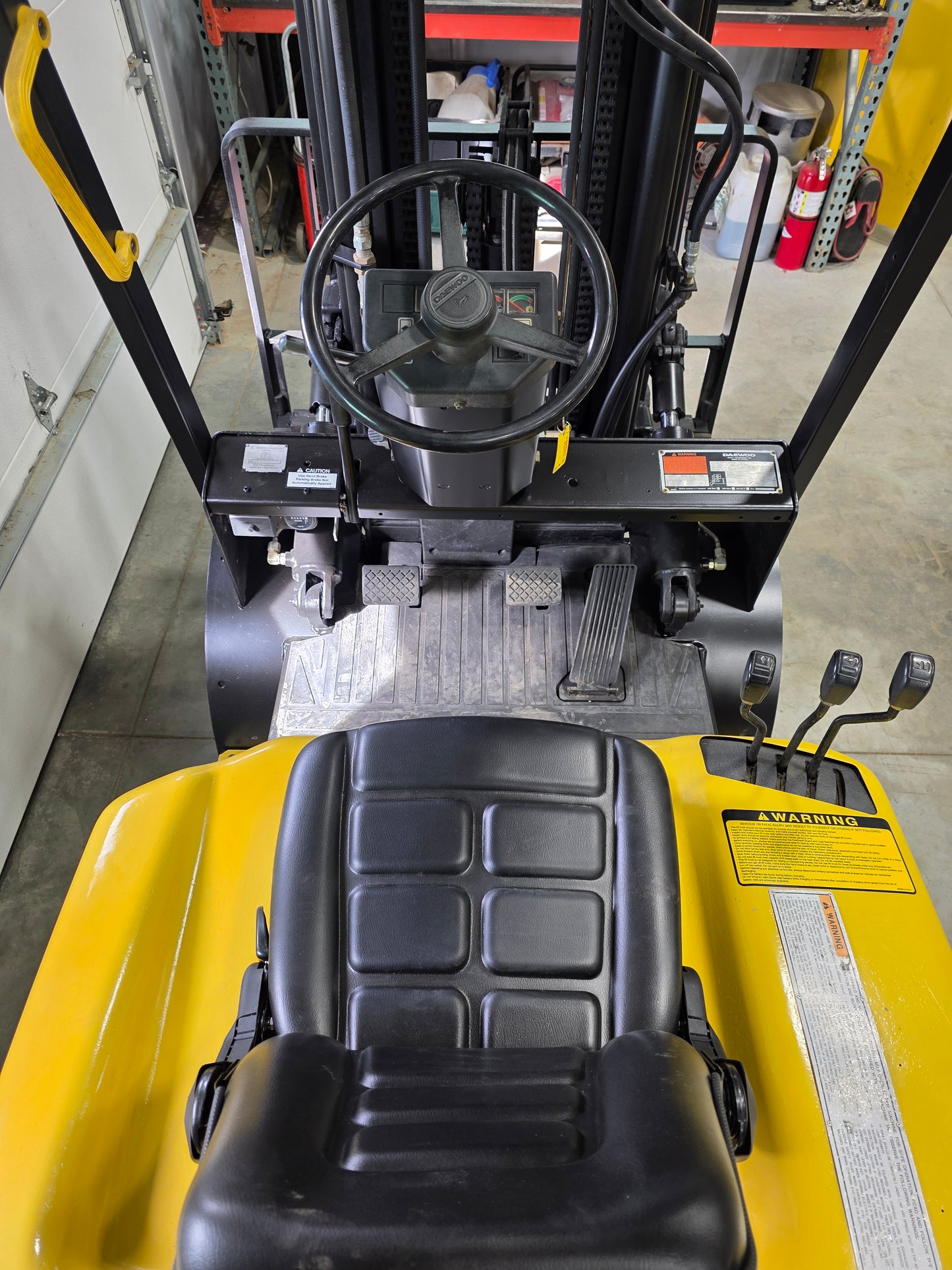 Daewoo 6,000 Capacity LPG Pneumatic