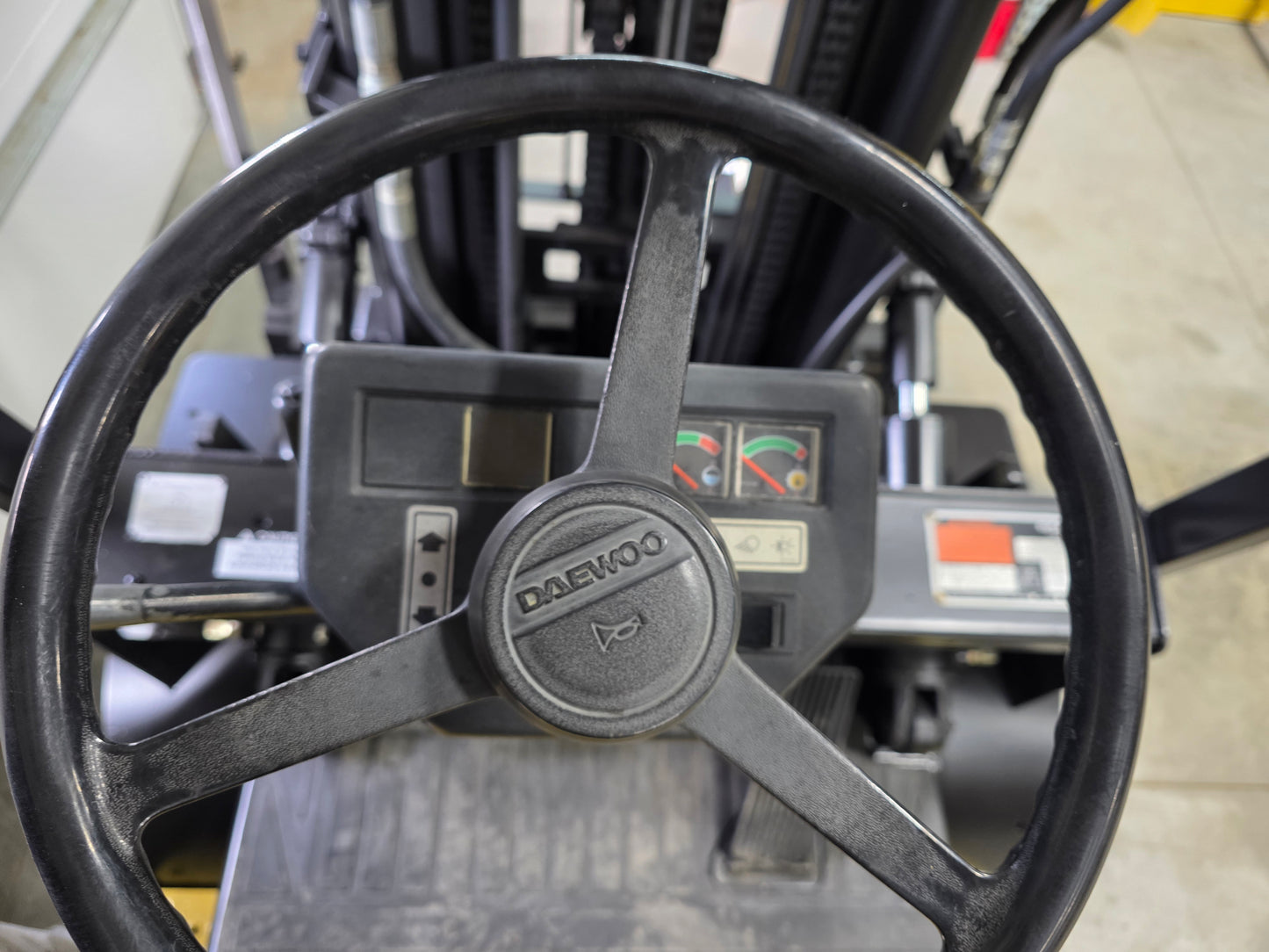 Daewoo 6,000 Capacity LPG Pneumatic