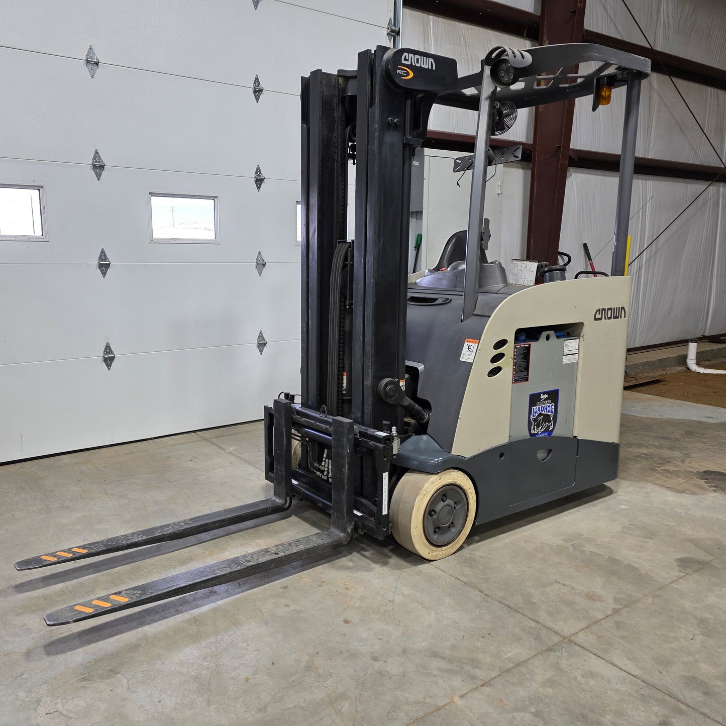 Crown 4,000lbs Capacity Electric