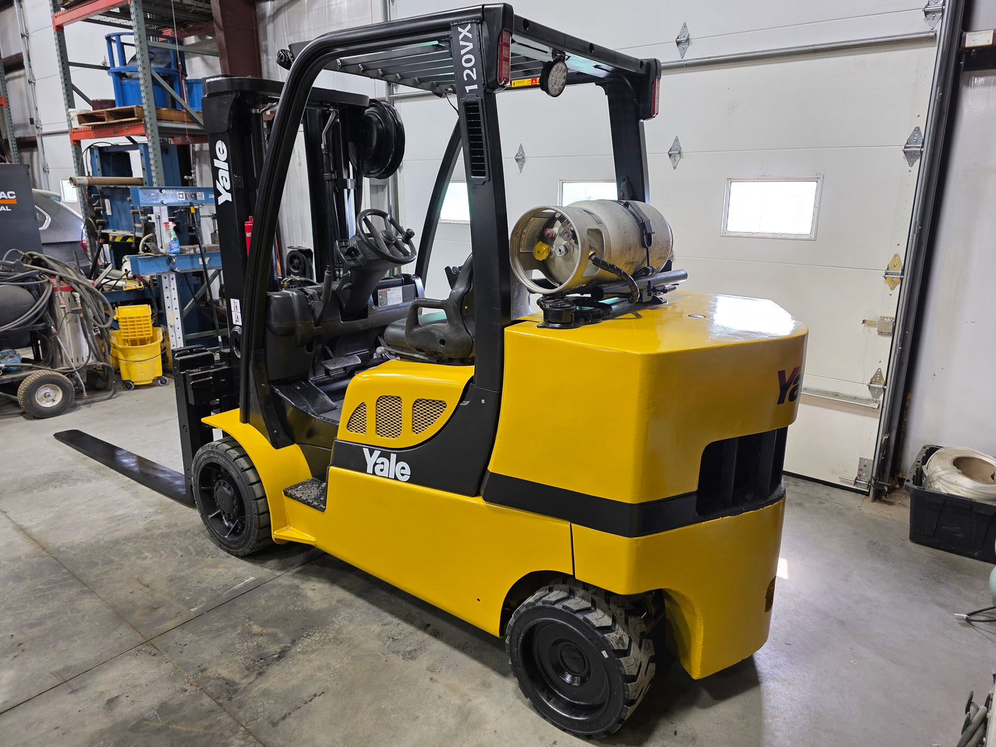 Yale 12,000 Capacity LPG Cushion