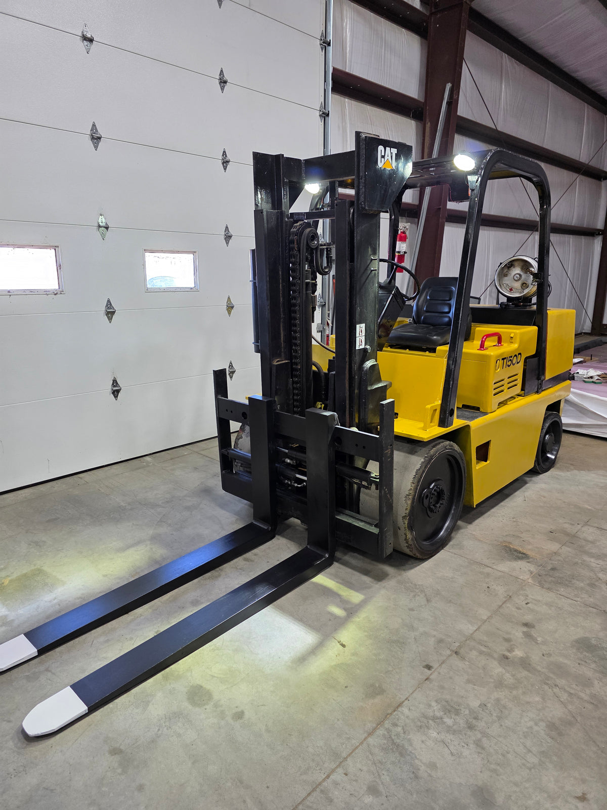 Caterpillar T150D 15,000 Capacity Hydrostatic