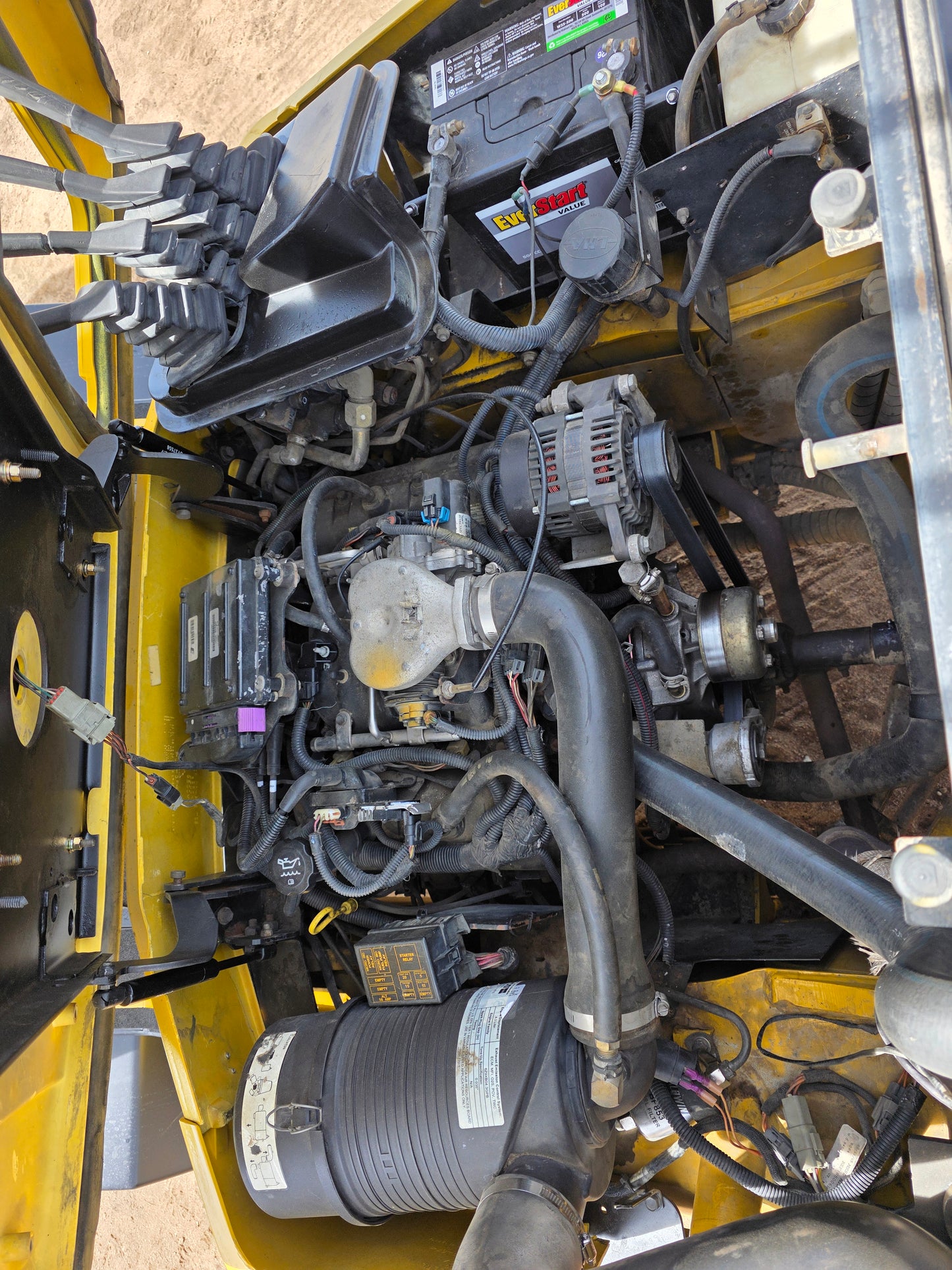 Yale 8,000 Capacity Gas Pneumatic