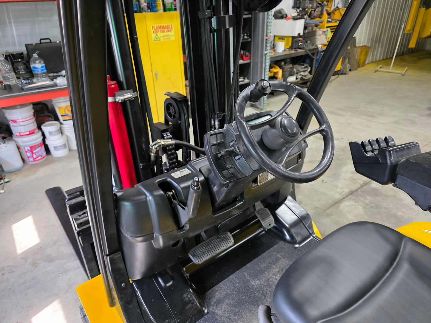 Yale 12,000 Capacity LPG Cushion