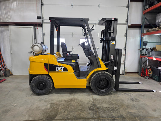 Caterpillar 6,000 Capacity LP Pneumatic