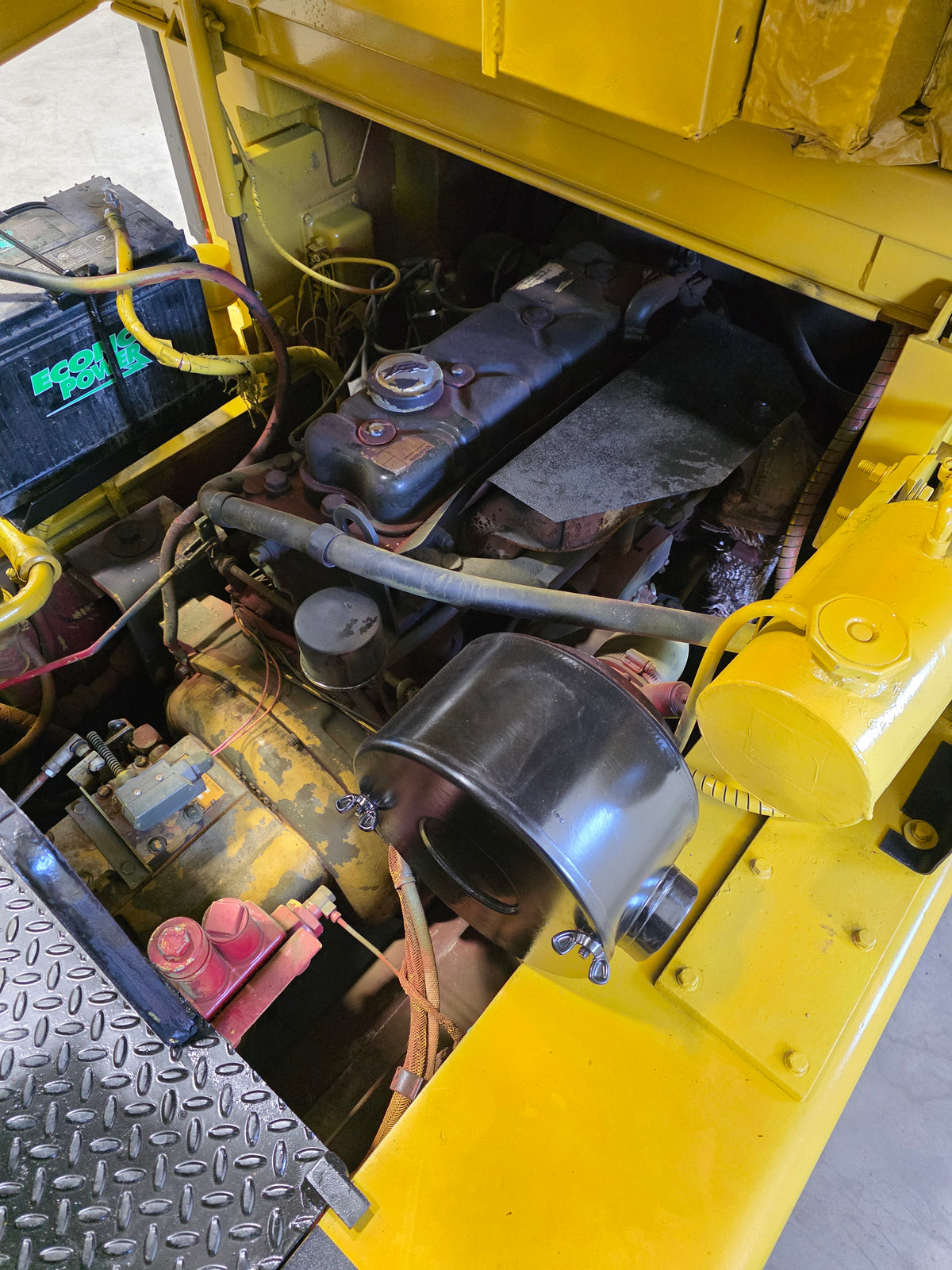 Caterpillar T150D 15,000 Capacity Hydrostatic