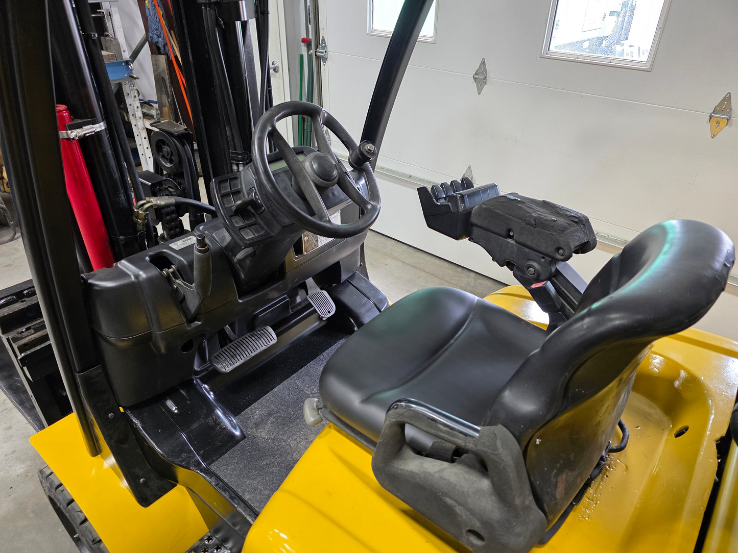 Yale 12,000 Capacity LPG Cushion