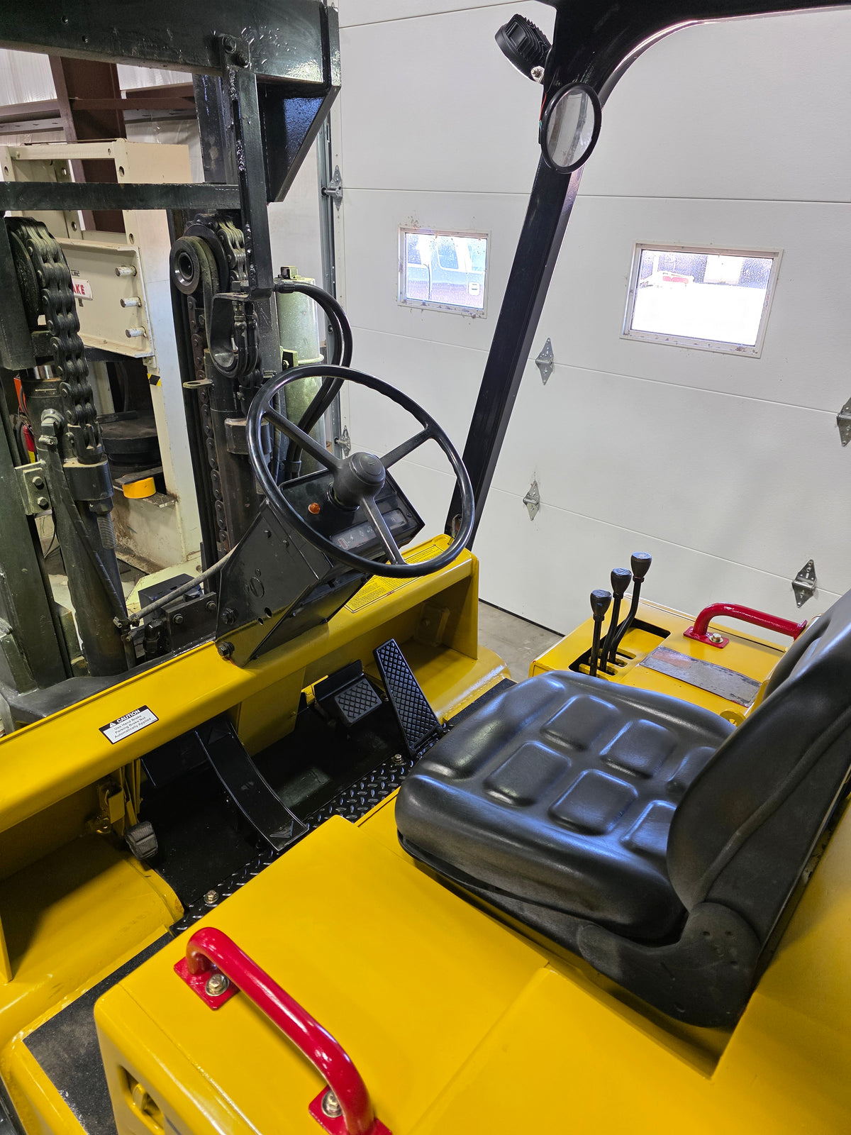 Caterpillar T150D 15,000 Capacity Hydrostatic