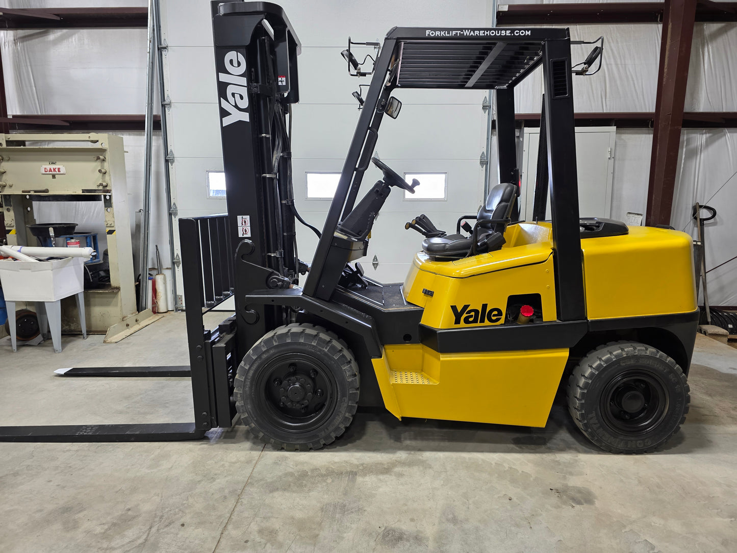 Yale 8,000 Capacity Gas Pneumatic