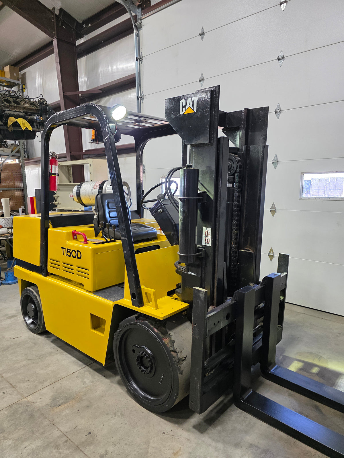 Caterpillar T150D 15,000 Capacity Hydrostatic