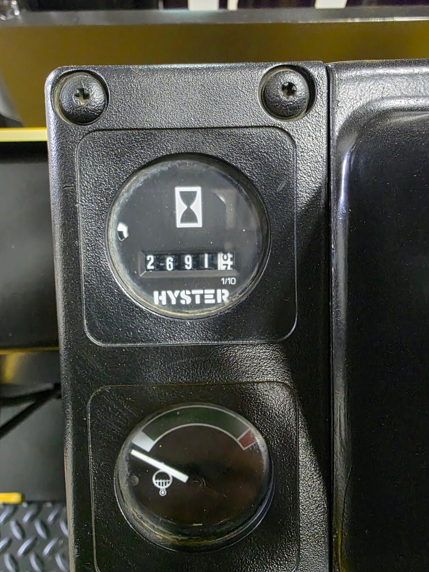 Hyster 12,000 Capacity LP