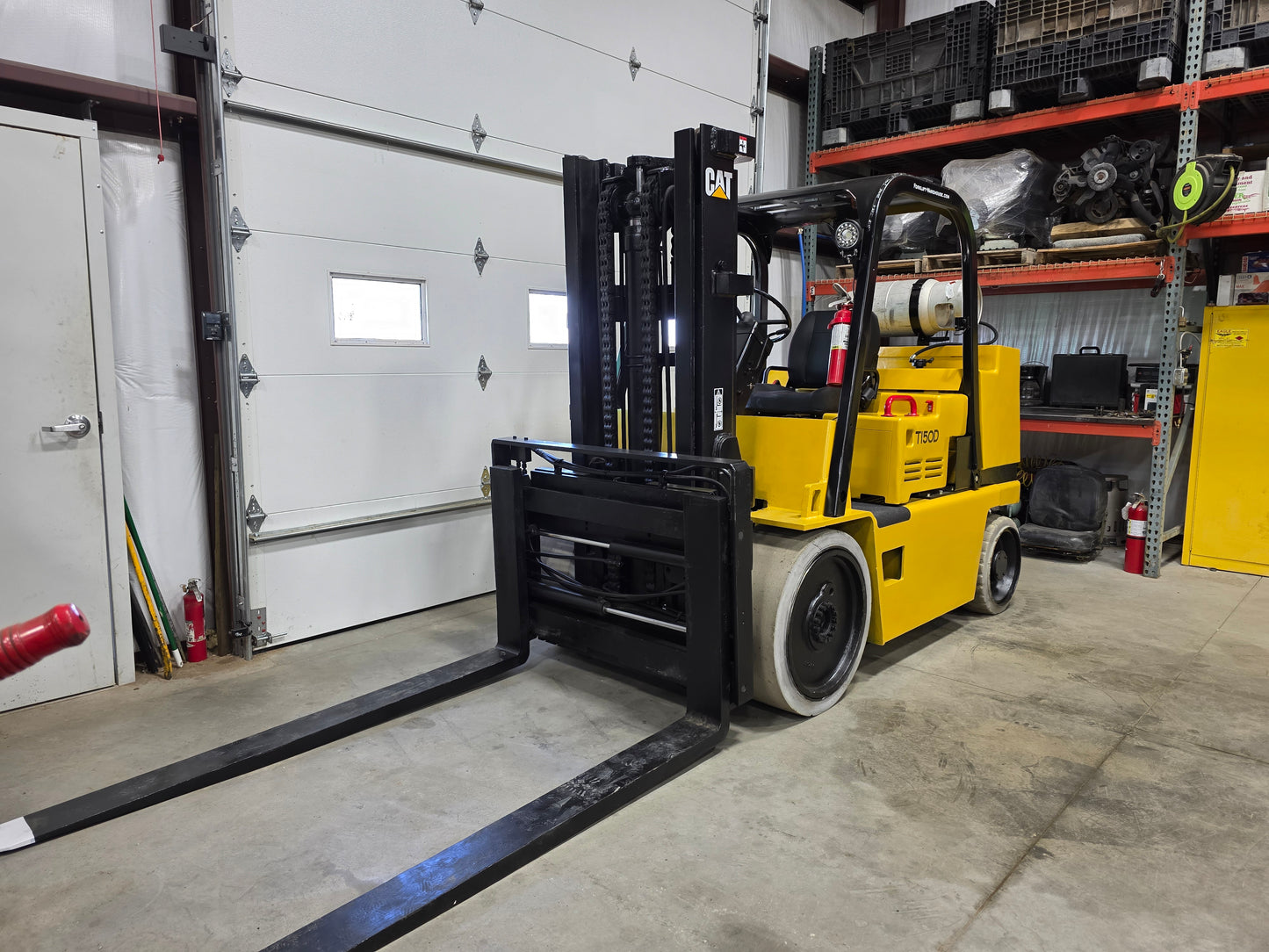Caterpillar T150D 15,000 Capacity