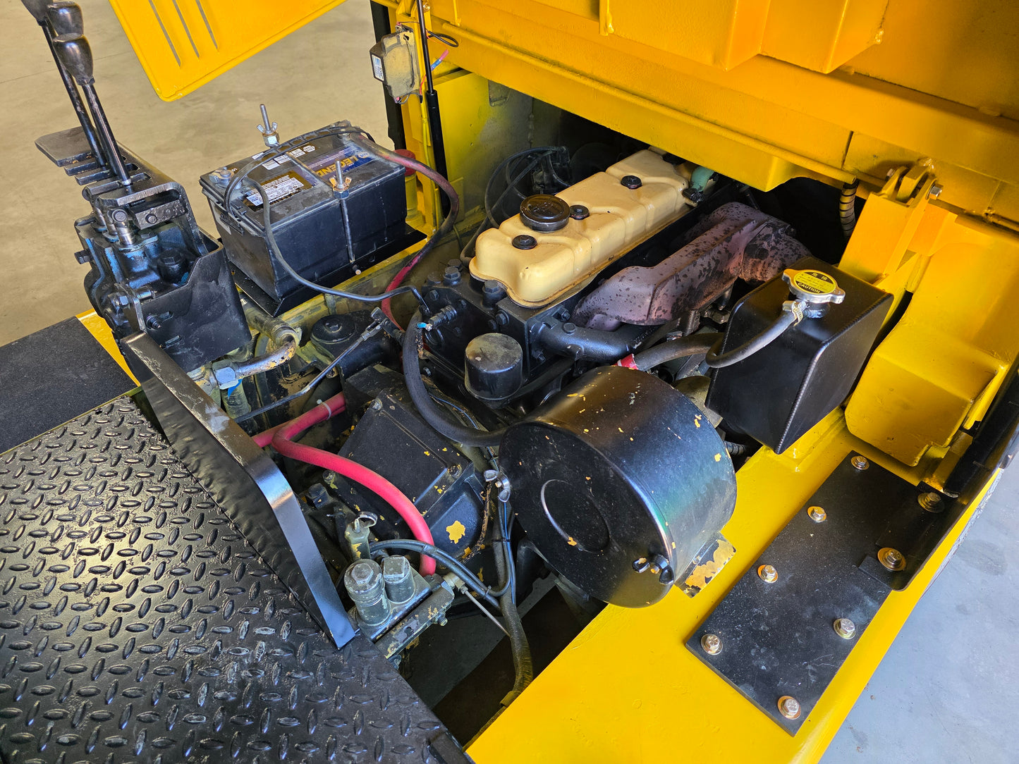 Caterpillar T150D 15,000 Capacity