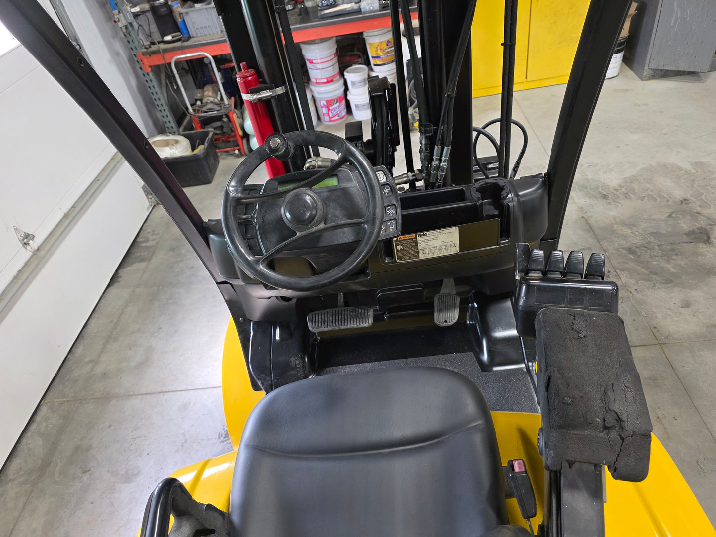 Yale 12,000 Capacity LPG Cushion