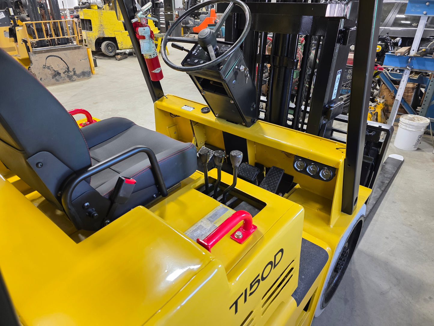 Caterpillar T150D 15,000 Capacity