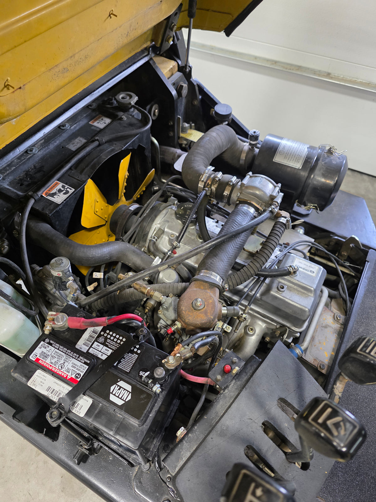 DAEWOO G25E-3 5,000 Capacity LPG Forklift